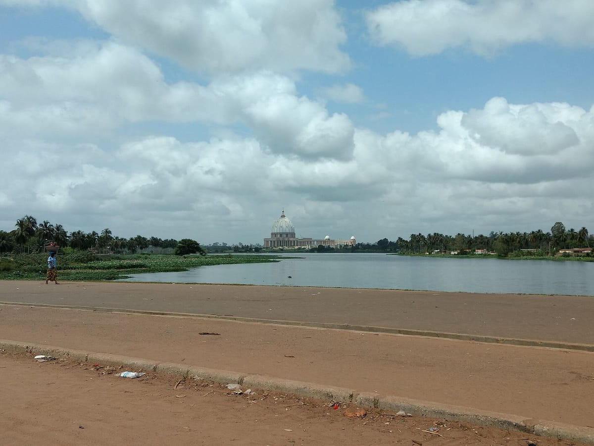 Basilika Notre-Dame de la Paix di Yamoussoukro