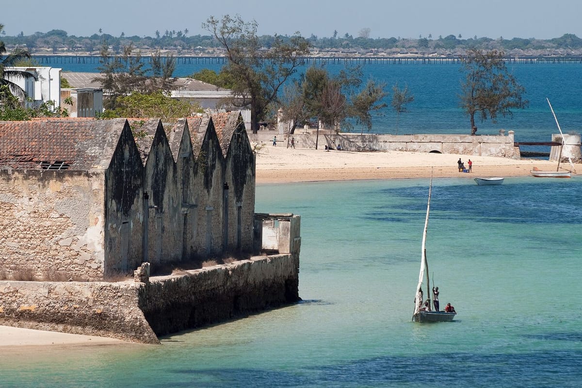 Bangunan kolonial di Pulau Mozambique yang bersejarah