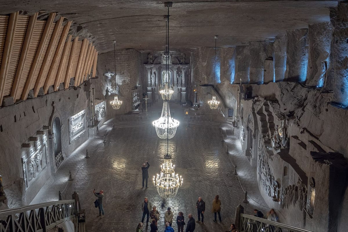 Kapel bawah tanah dari garam di Tambang Wieliczka