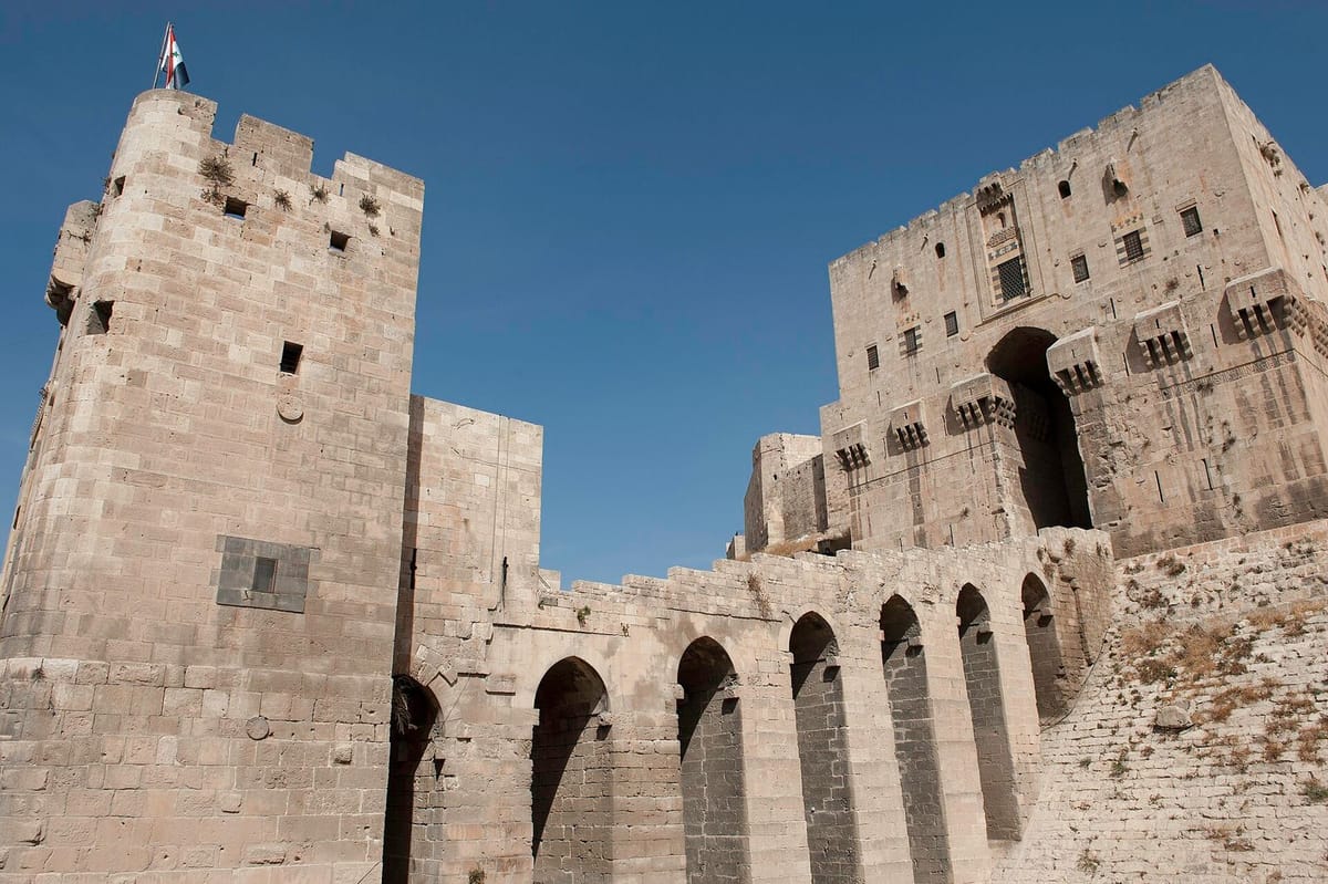 Pintu masuk Sitadel Aleppo