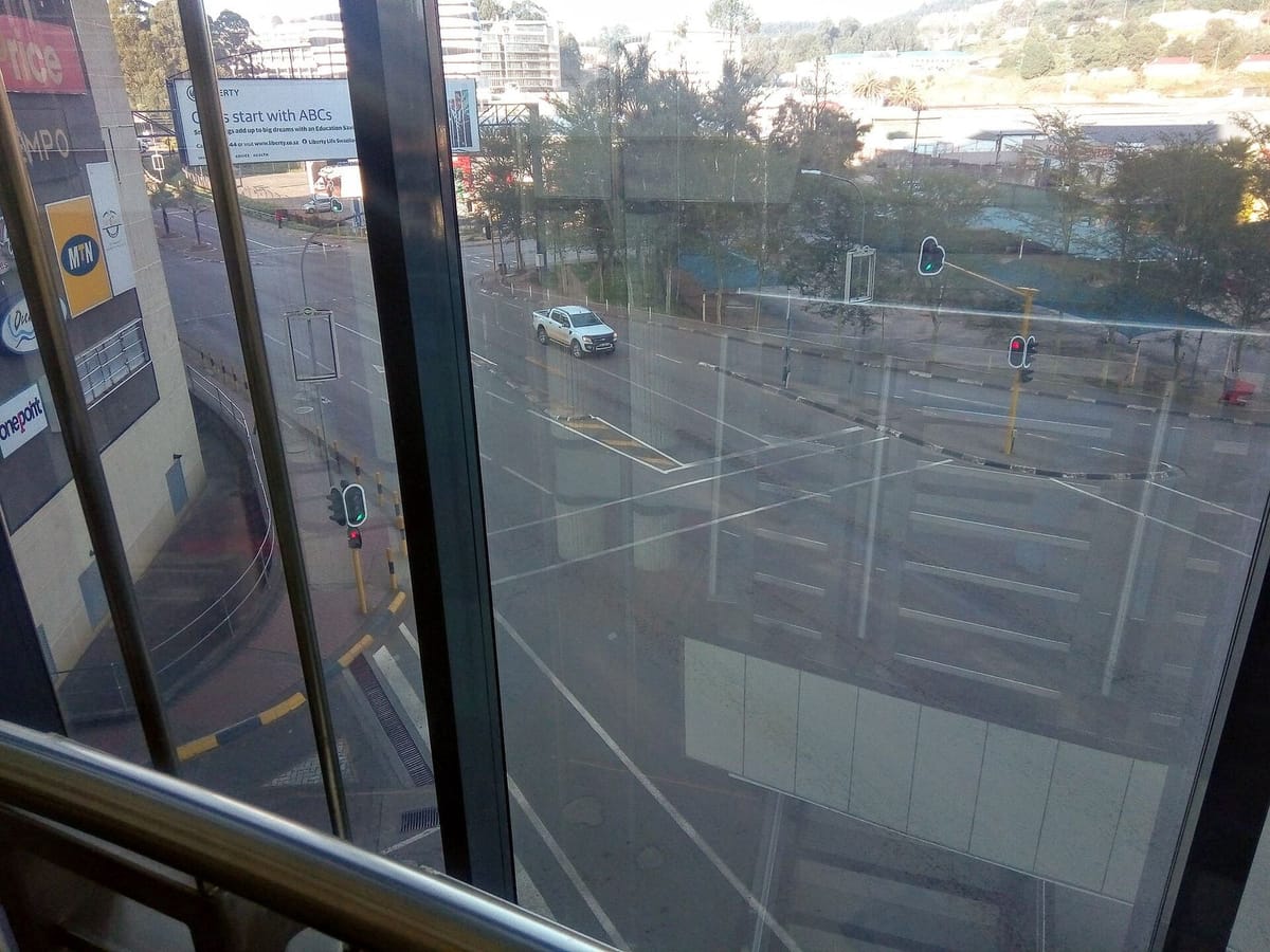Kota Mbabane di antara perbukitan Eswatini
