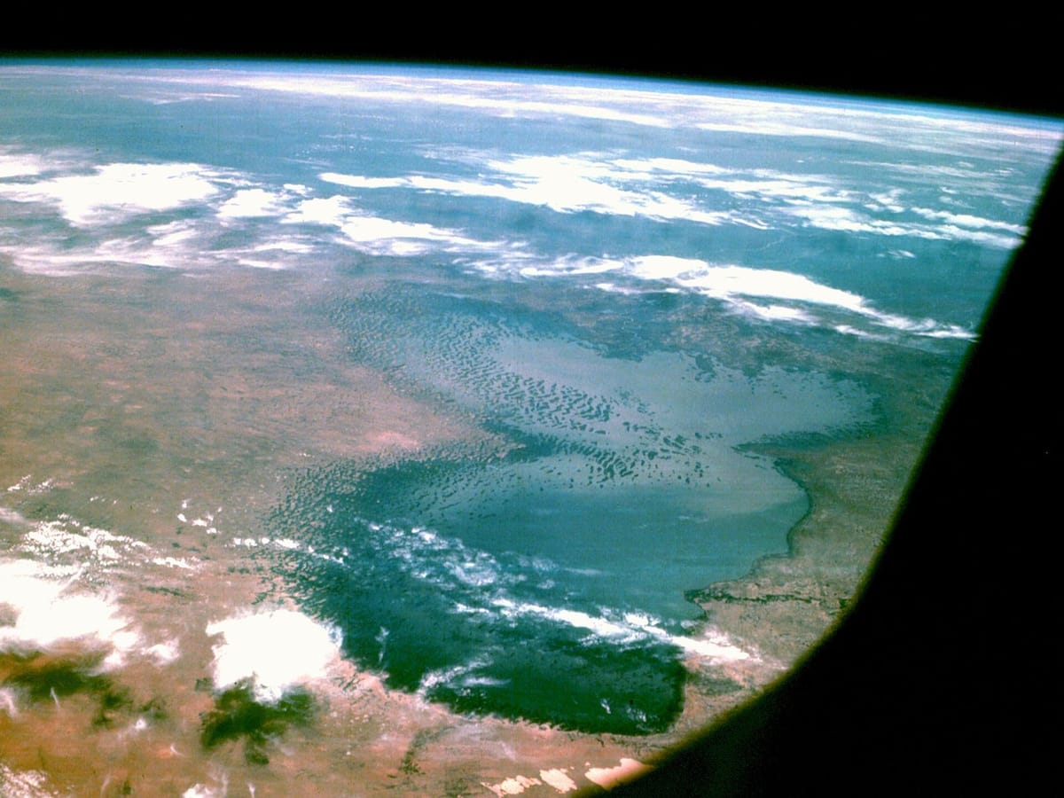 Foto antariksa Danau Chad dari misi Apollo 7